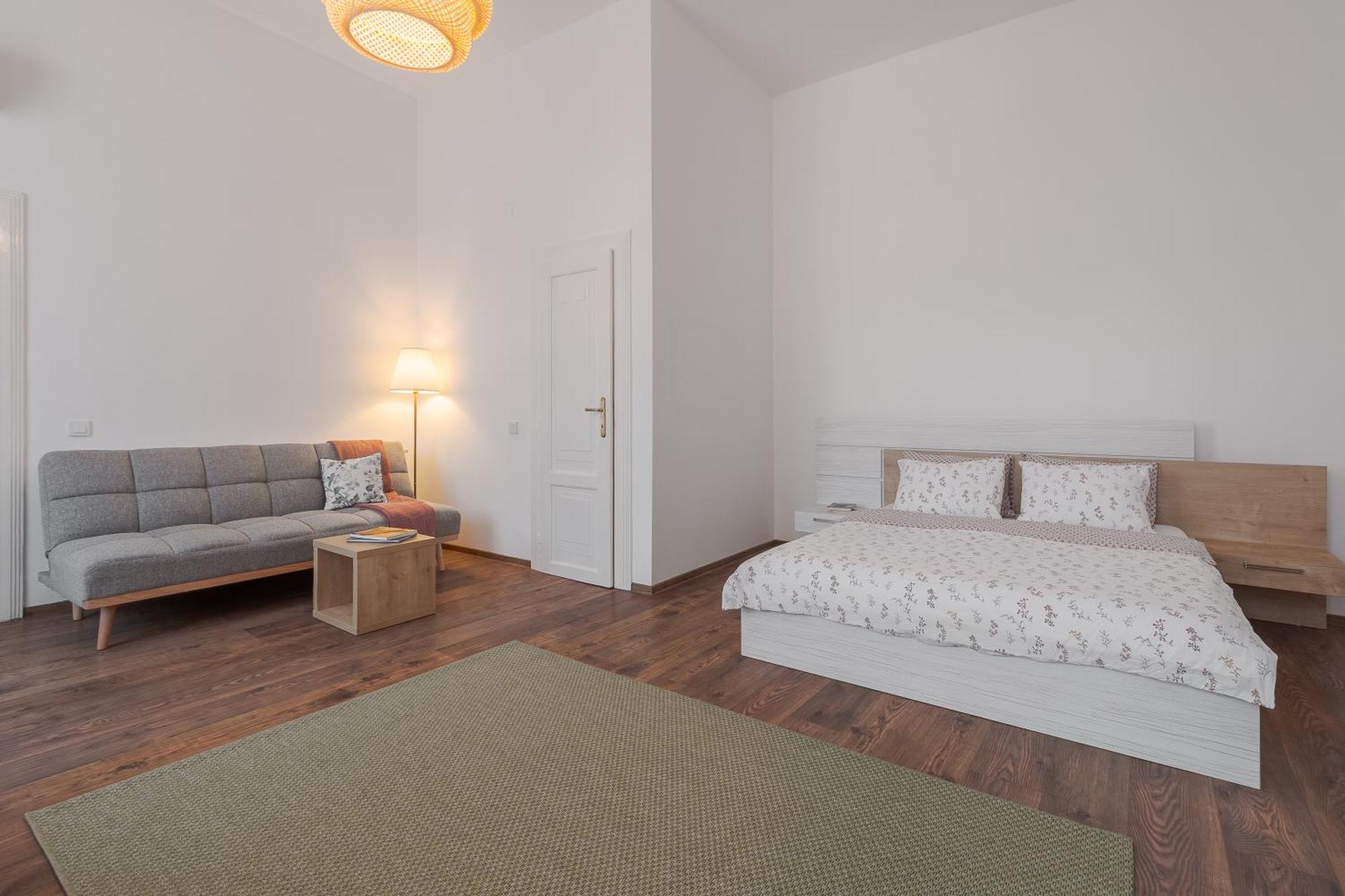 Apartament Ultracentral Alecsandri 1 Орадя Екстер'єр фото